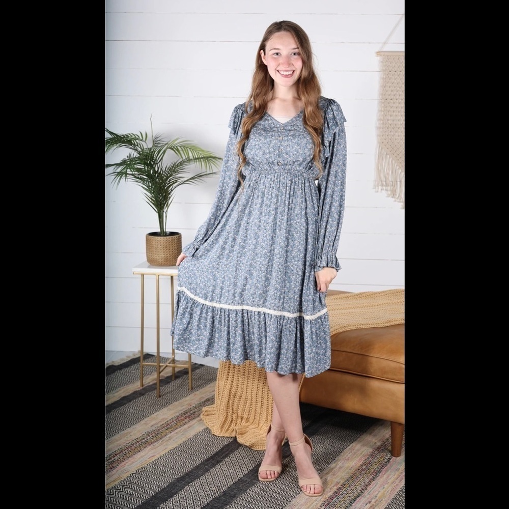 🆕 Camilla Floral Slate Blue Long Sleeve Ruffle Dress ⚡FINAL SALE